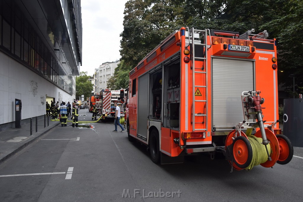 Feuer 2 WDR Koeln Altstadt Nord An der Rechtschule P019.JPG - Miklos Laubert
